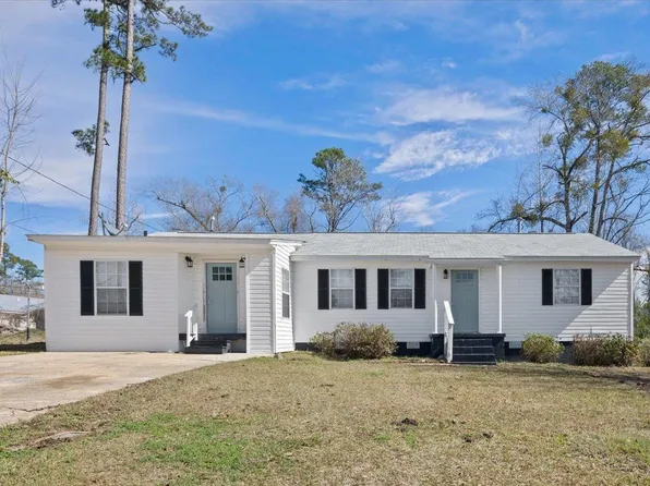 1009 Poplar Rd, Chattahoochee, FL 32324