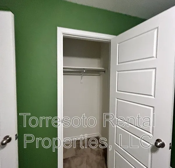 5910 Sandy Lake St — Photo 29