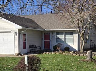 224 W Heatherwood Dr, Barberton, OH