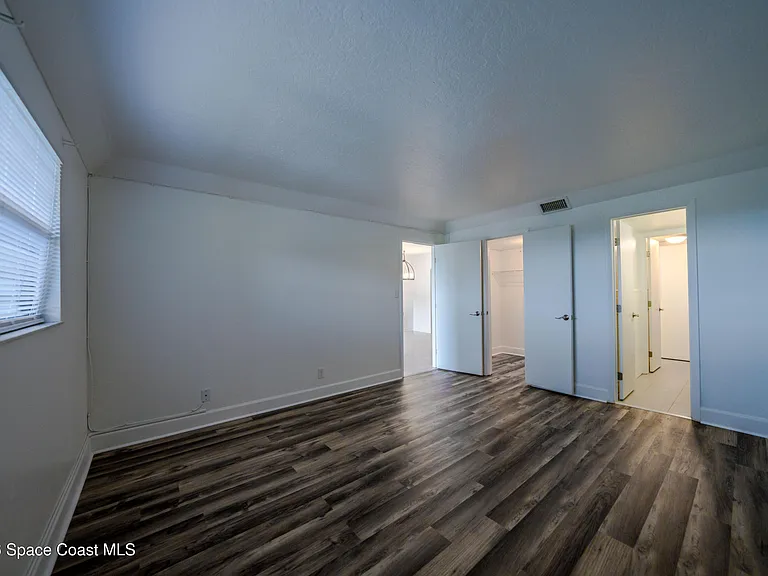 500 Palm Springs Blvd #403 — Photo 21