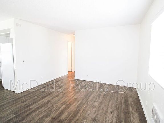 3rd image of 5236 Naranja St #1