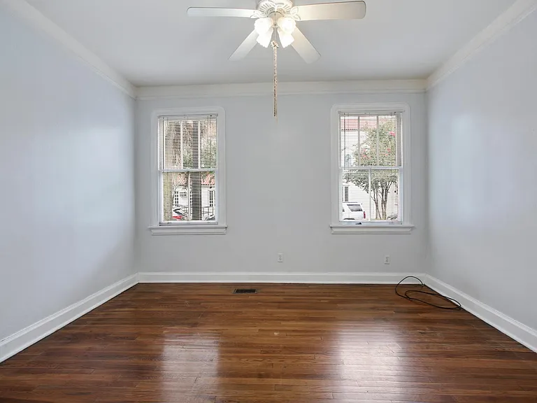 2102 S Carrollton Ave — Photo 8