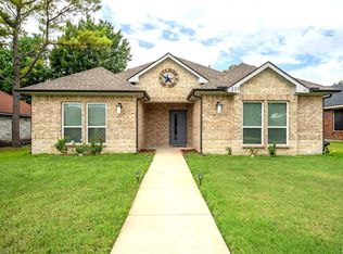 339 S Stewart Ave, Lancaster, TX 75146