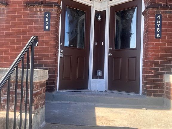 3rd image of 4574-78 Evans Ave W #4578