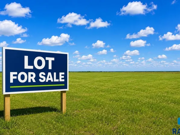 LOT 18 Even 2nd Addn St, Parker, SD 57053