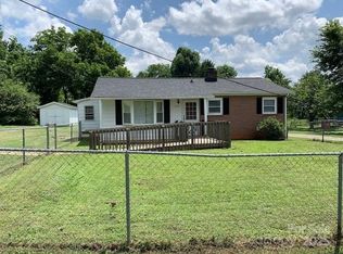 507 Spruce St SW, Lenoir, NC 28645