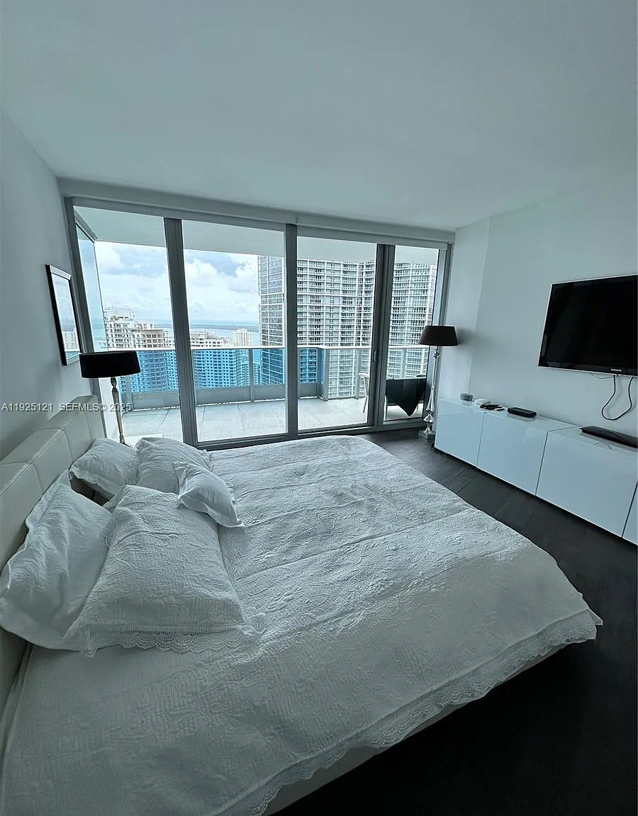 2 bed, $8,200 — Photo 3