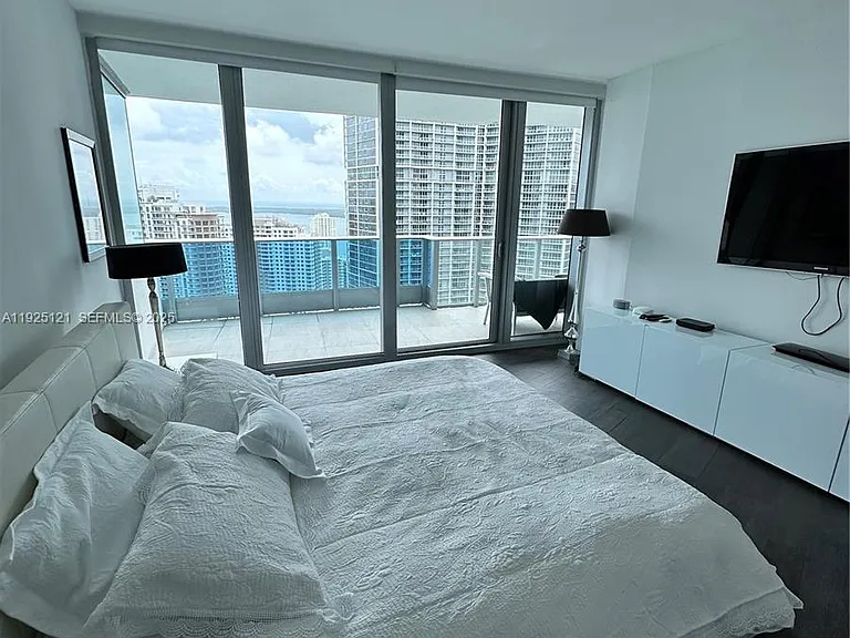 200 Biscayne Boulevard Way #4007 — Photo 3