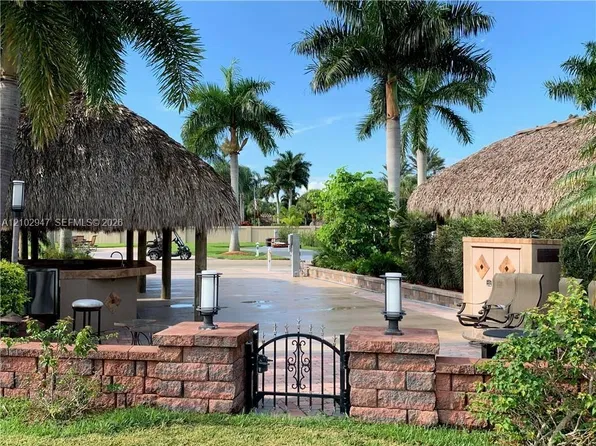 199 NW Hazard Way, Port Saint Lucie, FL 34986