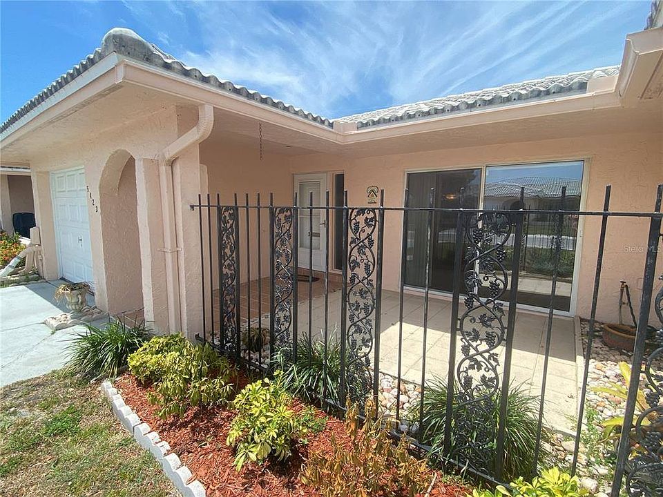 1st image of 5423 Larchmont Ct N