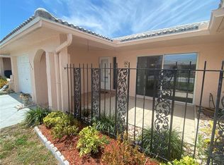 5423 Larchmont Ct N, Pinellas Park, FL 33782
