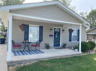 8 W South St, Bowling Green, MO 63334