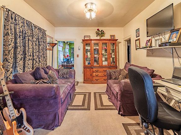 4th image of 824 Taylor Ave