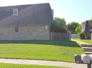 225 Vista Way, Benbrook, TX 76126