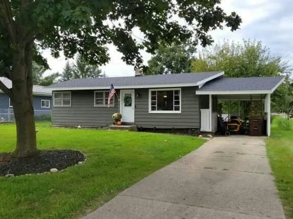 524 N Congress St, Hastings, MI 49058