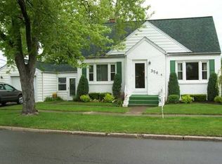 356 Longmeadow Rd, Amherst, NY 14226