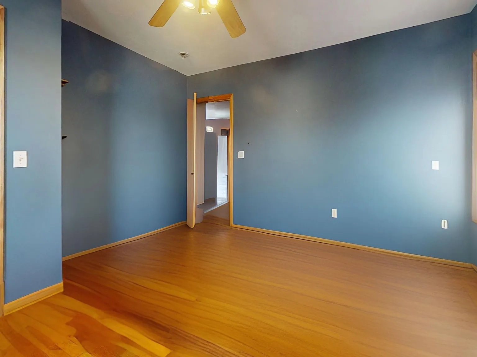 2 bed, 1300 sqft, $3,195 — Photo 4