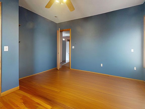 4th image of 47-49 Rockwell St #2