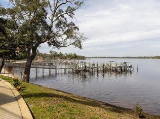 2928 Hidden Bay Blvd, Navarre, FL 32566