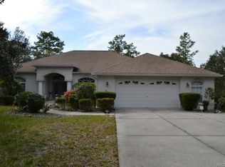 121 Corkwood Blvd, Homosassa, FL 34446