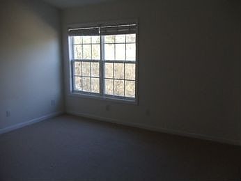 5th image of 1386 Hamlin Park Cir #C