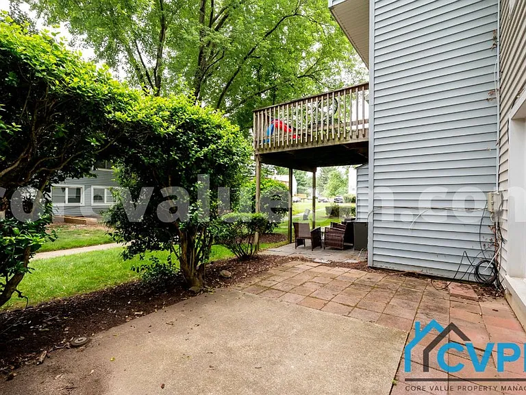 1617 Riedel Rd — Photo 25