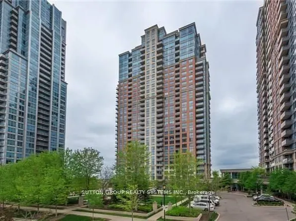 35 Viking Ln, Toronto, ON