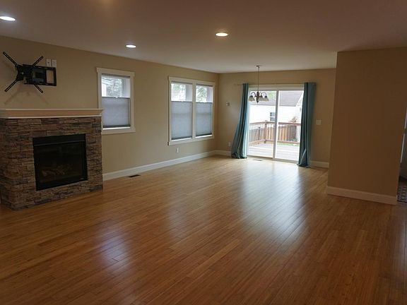 5th image of 4137 27th Ave S