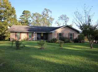 618 County Road 10, Stringer, MS 39481