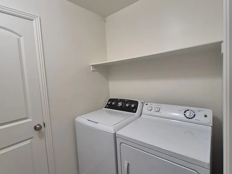 1000 E Bluffview Dr #118 — Photo 33