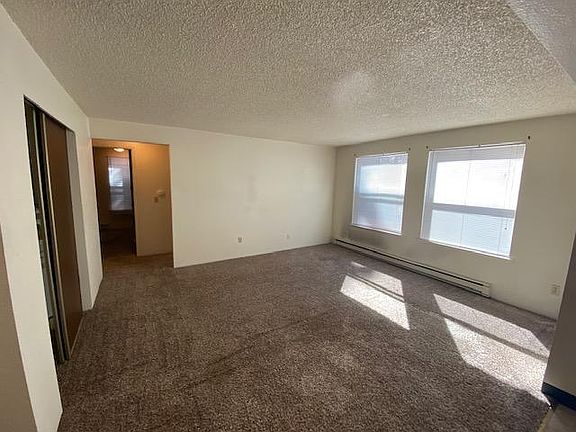 5th image of 2127 12th St APT A104