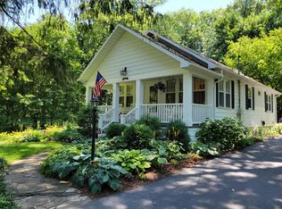 2350 S Shore Dr, Delavan, WI 53115