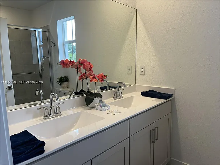 784 SE 19th St #784 — Photo 16