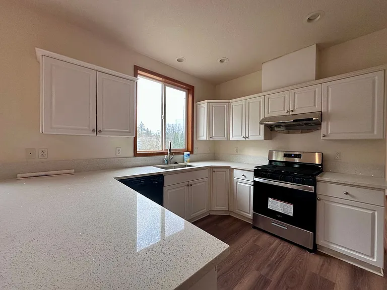 3437 SW 2nd St — Photo 12