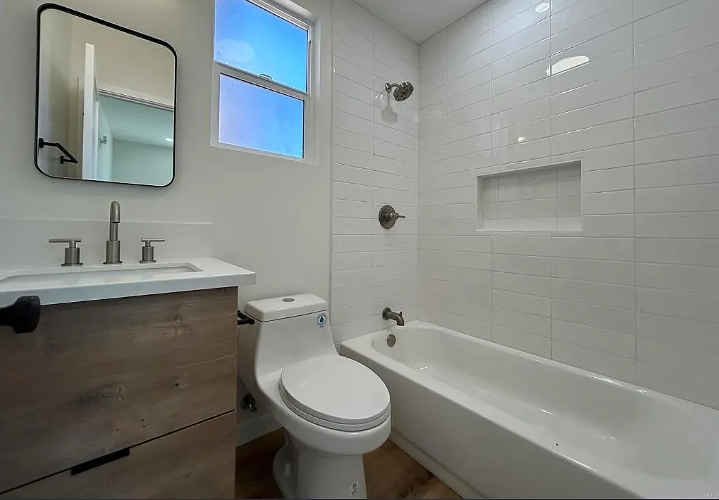 Studio, 300 sqft, $2,300 — Photo 2