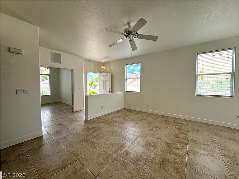 10677 Windrose Point Ave — Photo 4