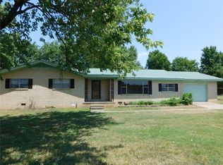 903 Sugar Hill Rd, Lincoln, AR 72744