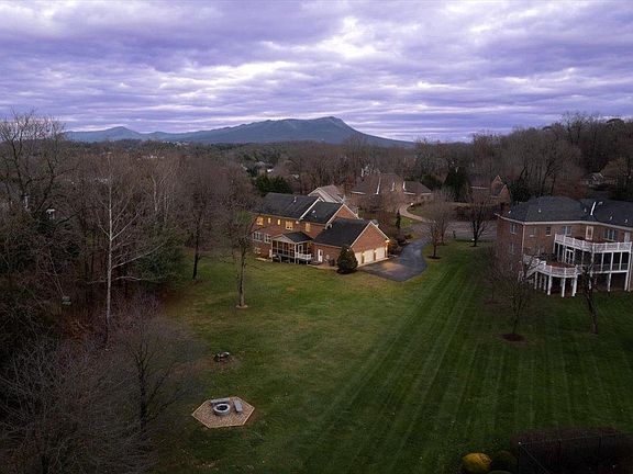 4th image of 3315 Argyle Ct
