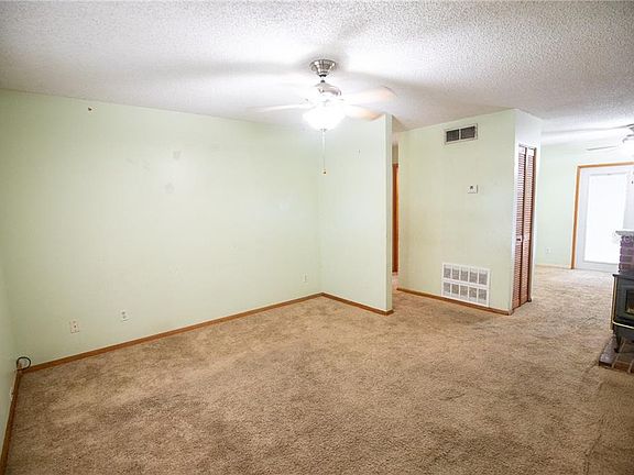 2nd image of 306 Louisiana Ave