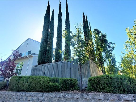 2nd image of 137 Talmont Cir