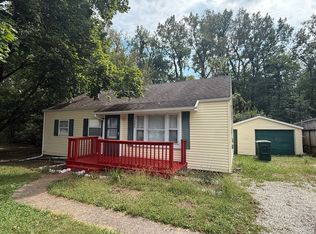 2301 W Oliver Dr, Muncie, IN 47302