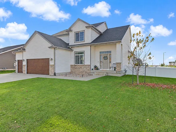 635 Ellston Ave, Ames, IA 50014
