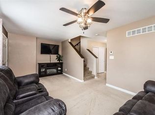 407 Wild Oak Dr, O'Fallon, MO 63368