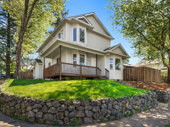 10040 SW 80th Ave, Tigard, OR 97223