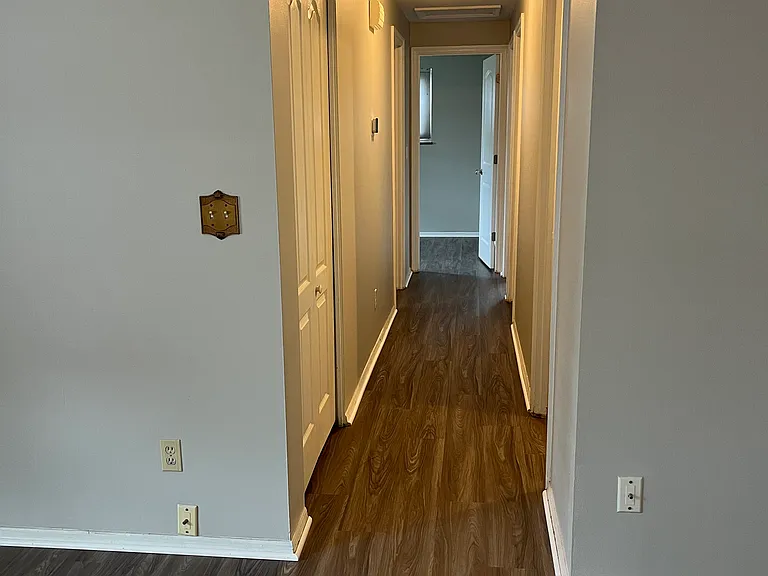 6873 Highbury Rd — Photo 10