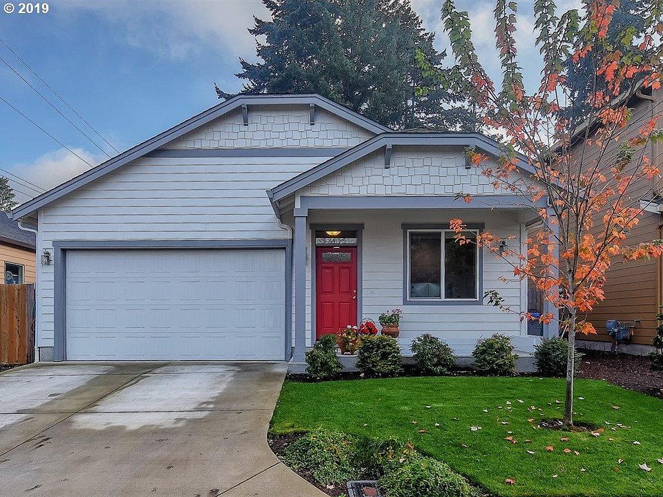 1st image of 2311 NE 94th Ct