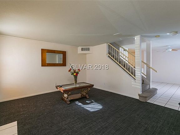5th image of 7632 Bauble Ave