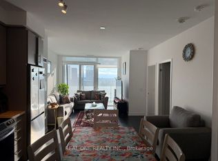 95 Oneida Cres #903, Richmond Hill, ON L4B 0H5