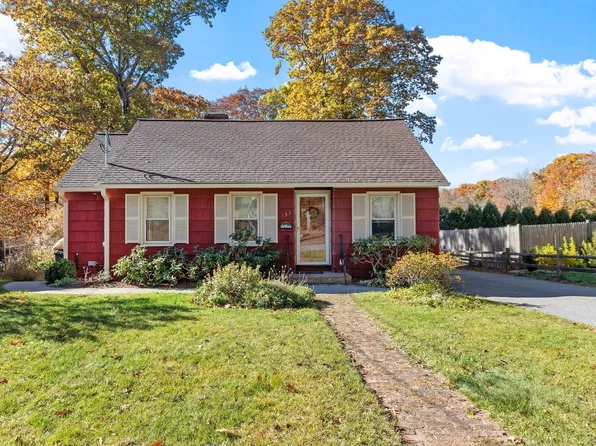 135 Temple St, Gardner, MA 01440