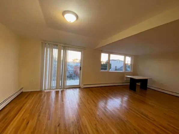 (undisclosed Address), Brooklyn, NY 11235